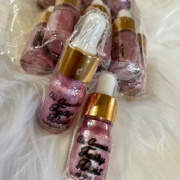 Cosmetics/make up - Picture 11 of 16